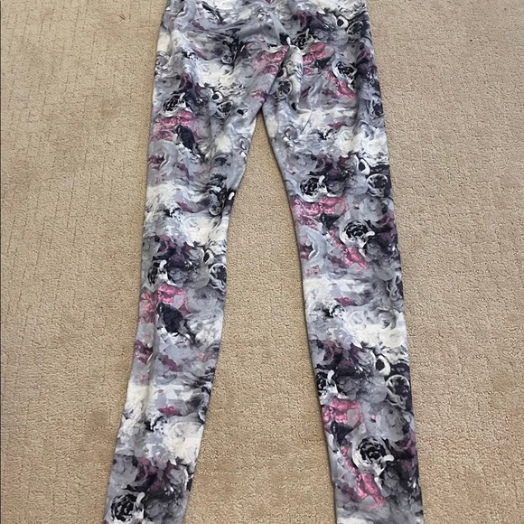 lululemon leggings - Picture 2 of 3